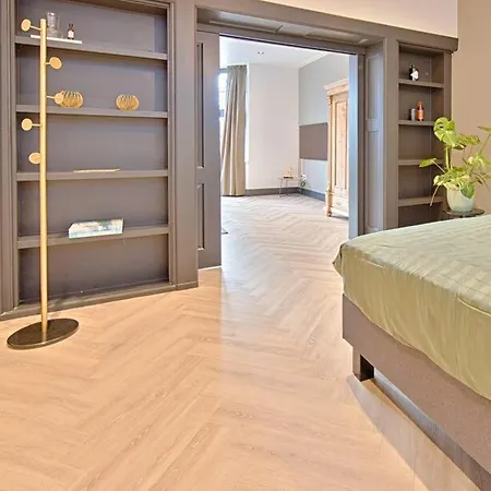 Private 60m2 - Centre Location